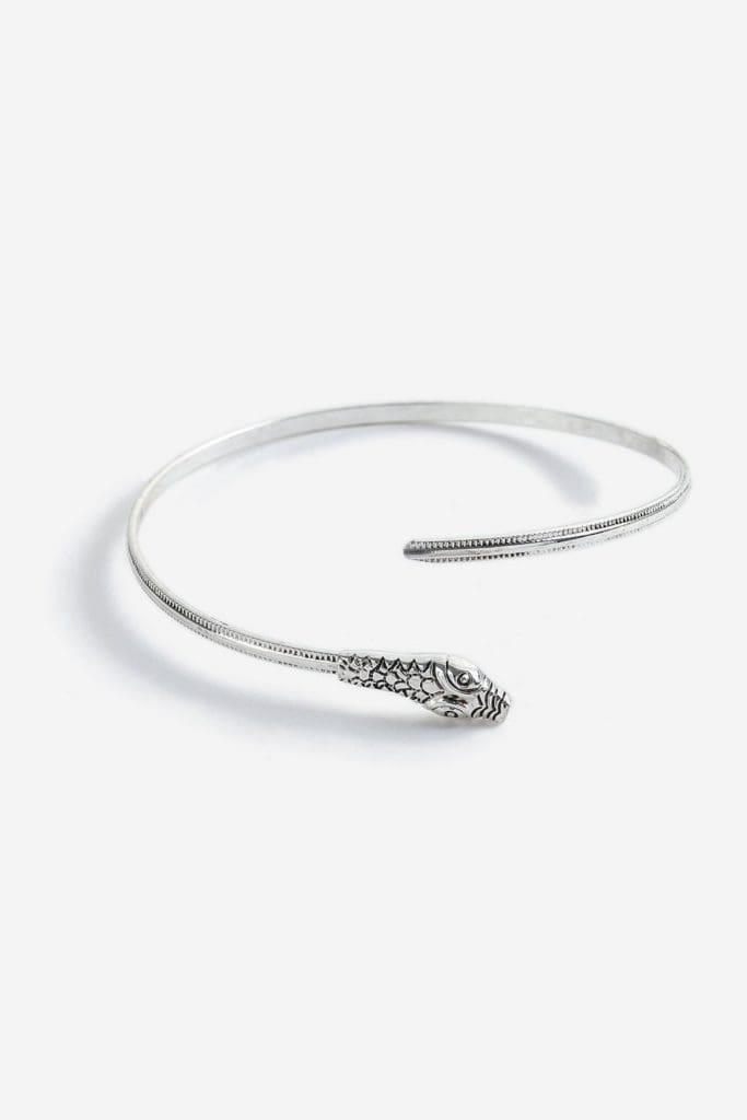 taylor swift reputation tour outfit ideas topshop snake design arm cuff